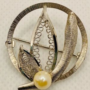 Van Lou Sterling Brooch